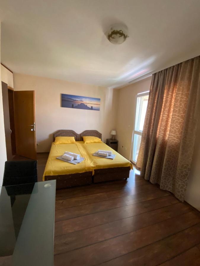Apartments And Rooms Grande Casa Bar Extérieur photo